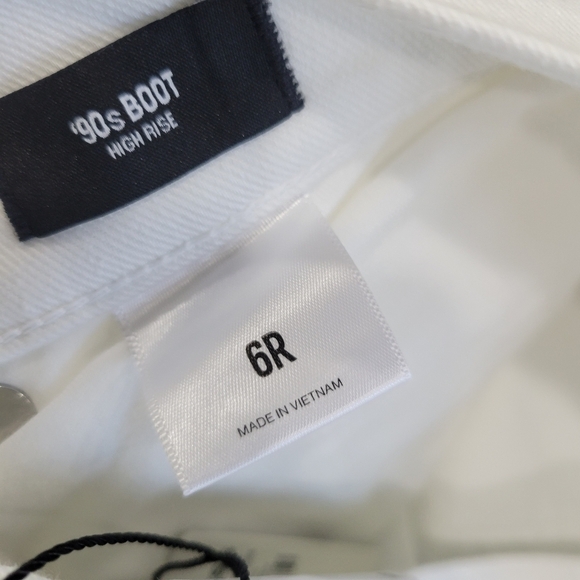 Express 90s Boot High-Rise White Distressed Jeans Size 6 - Picture 8 of 11